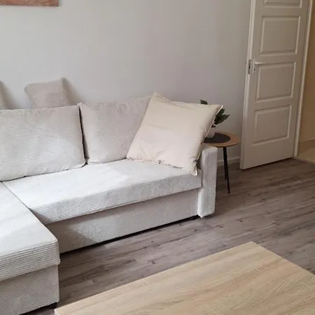 Paradise Apartmanhaz Daire