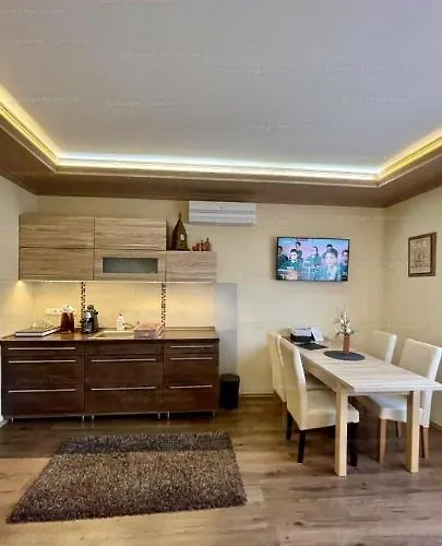 Appartement Paradise Apartmanhaz *
