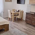 Paradise Apartmán *