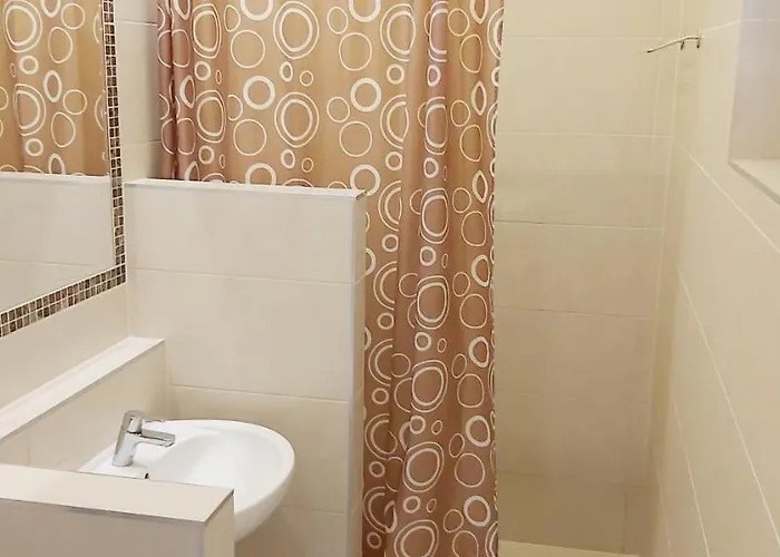아파트 Paradise Apartmanhaz