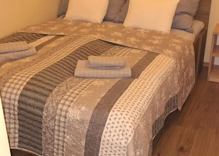 Paradise Apartmanhaz 아파트